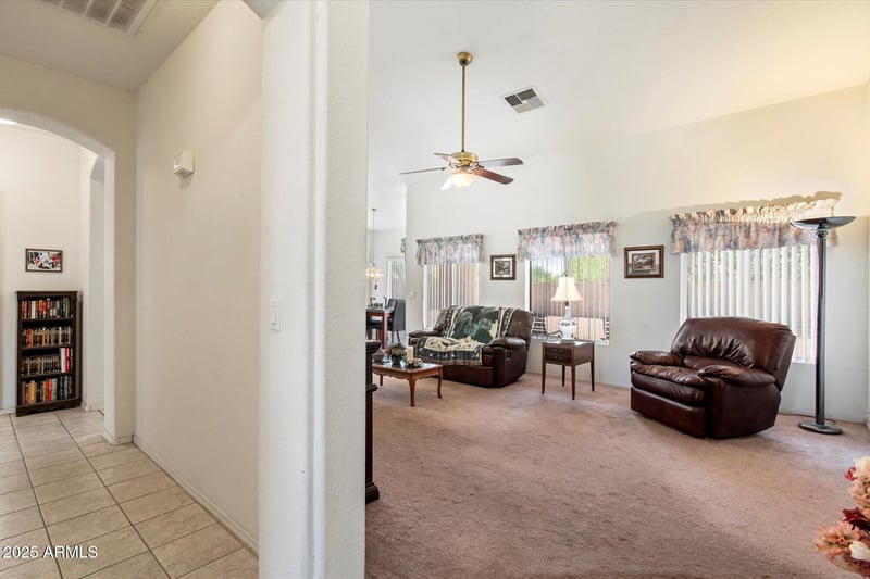 14821 Honeysuckle Ln, Surprise, AZ 85374