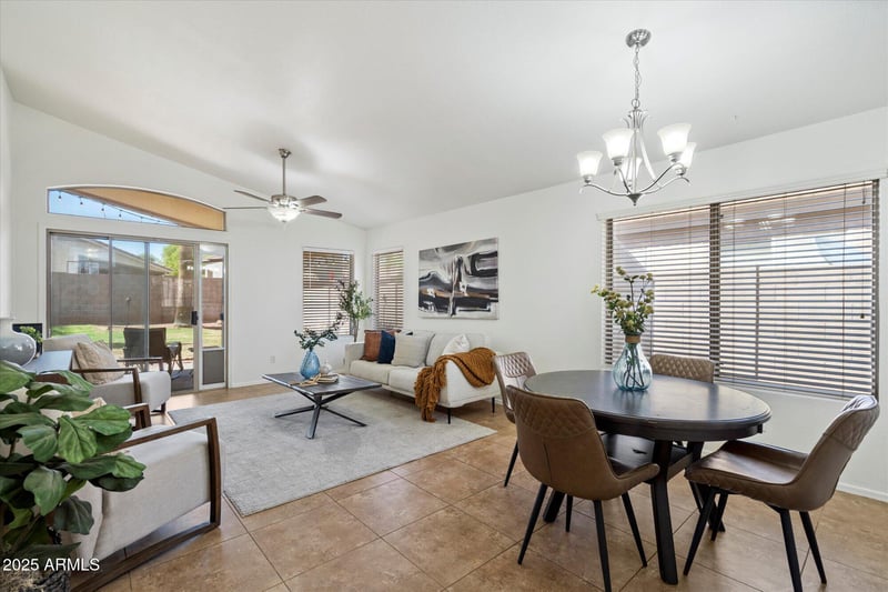 14822 Lamoille Dr, Surprise, AZ 85374