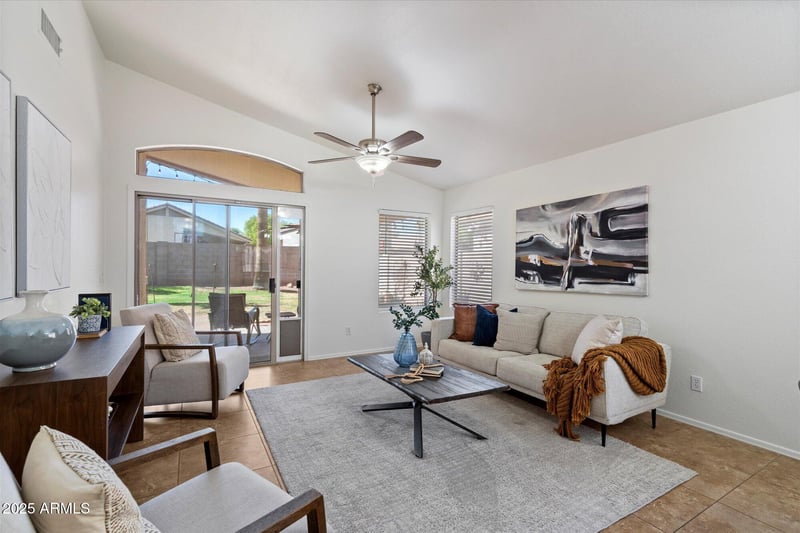 14822 Lamoille Dr, Surprise, AZ 85374
