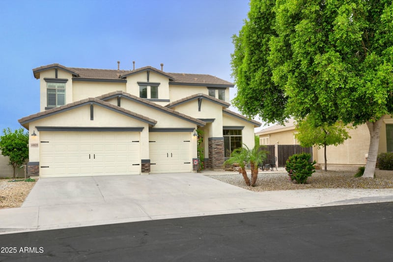 14823 Windsor Ave, Goodyear, AZ 85395