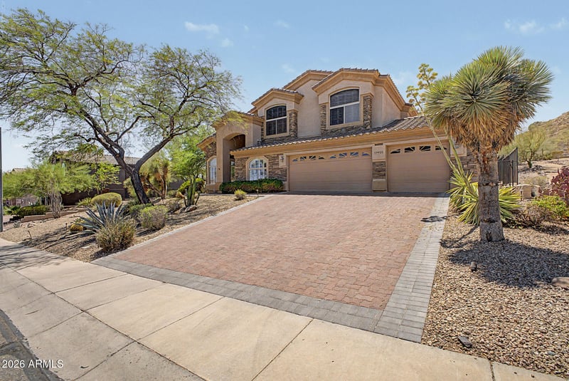 14826 18th Pl, Phoenix, AZ 85022