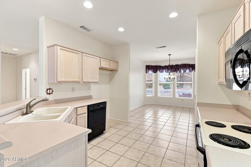 14830 Horseman Ln, Sun City West, AZ 85375