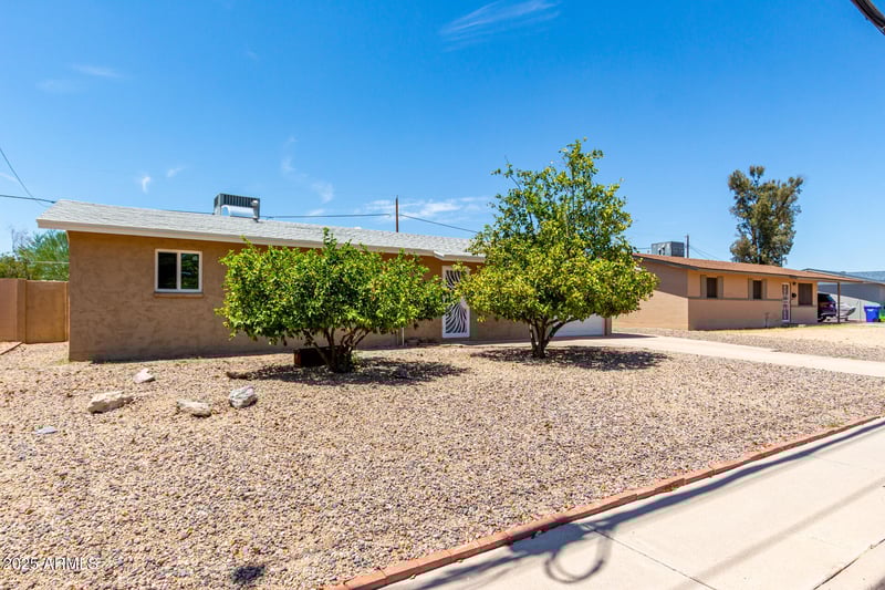 14832 36th St, Phoenix, AZ 85032