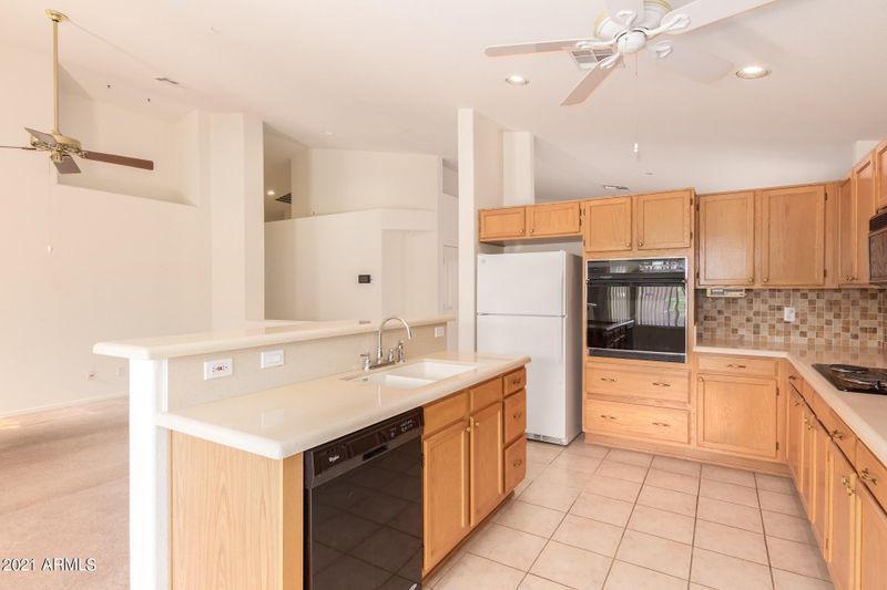 14837 S 8th St, Phoenix, AZ 85048