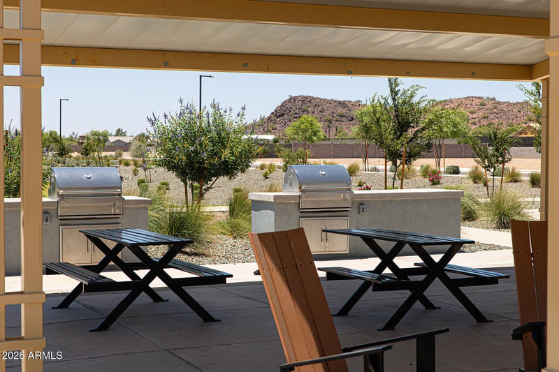 14842 W Whitehorn Way, Surprise, AZ 85387