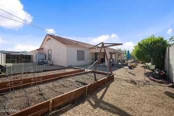 14844 Brook Hollow Rd, Arizona City, AZ 85123