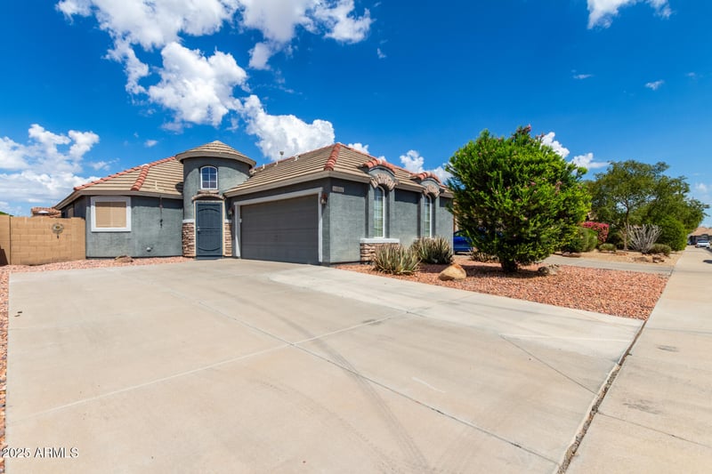 14844 Wethersfield Rd, Surprise, AZ 85379