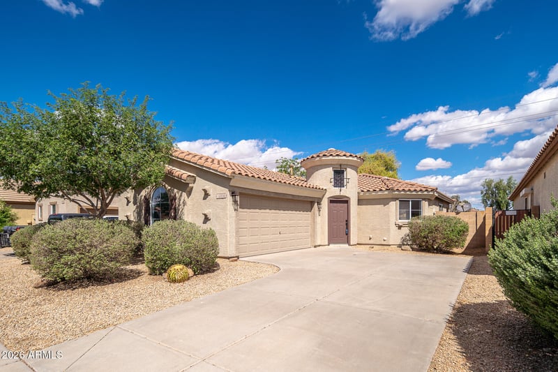 14856 Shaw Butte Dr, Surprise, AZ 85379