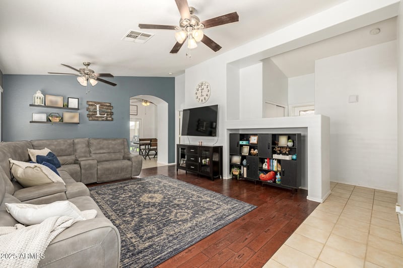 14857 Caribbean Ln, Surprise, AZ 85379
