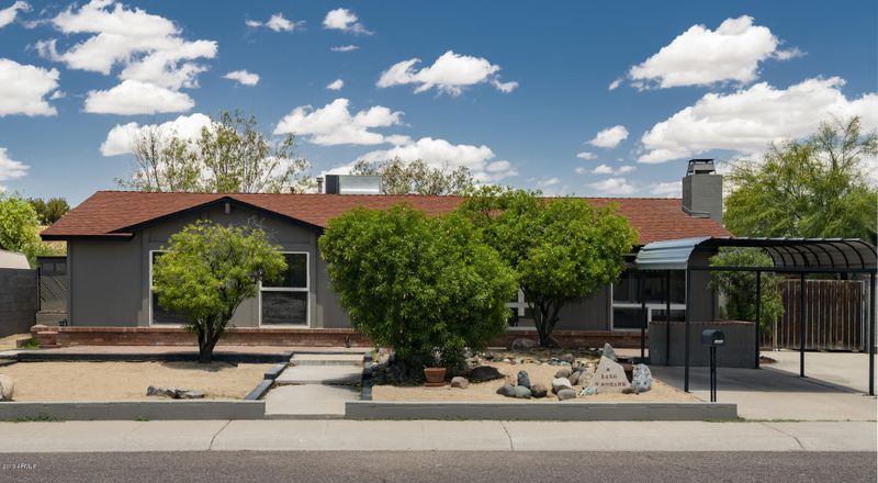 1486 W Mohawk Ln, Phoenix, AZ 85027