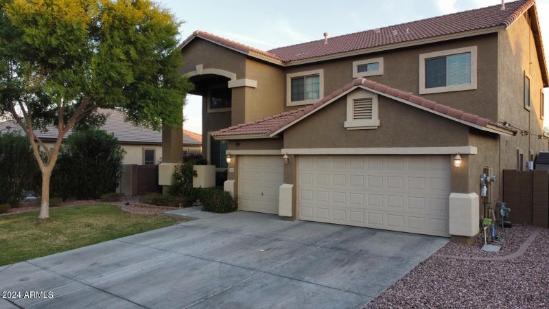 14861 W Cameron Dr, Surprise, AZ 85379