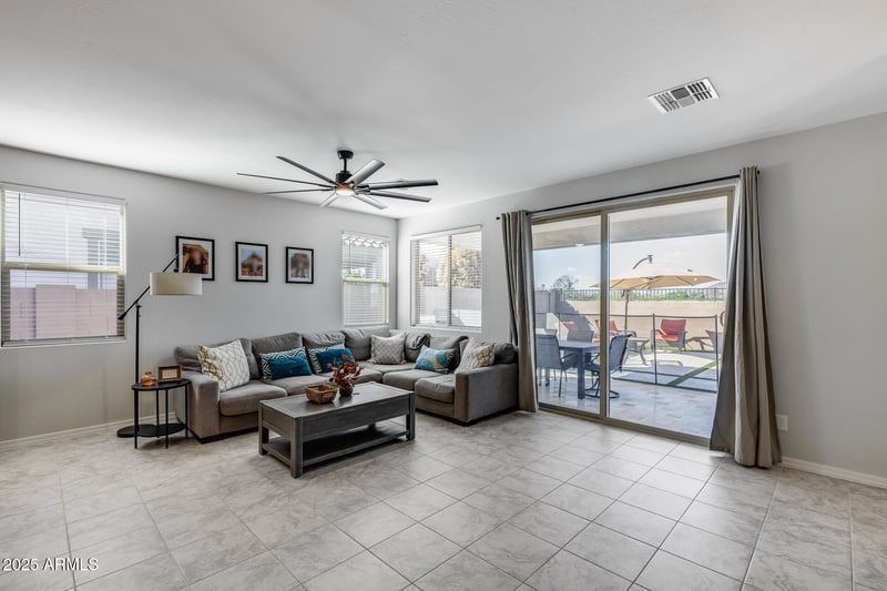 14866 Sand Hills Rd, Surprise, AZ 85387