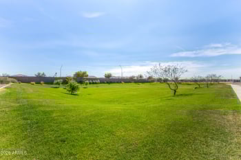 1487 Blue Spruce Ln, Gilbert, AZ 85298