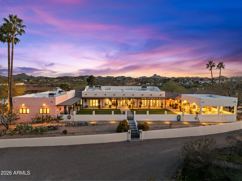 1490 W Camino Dr, Wickenburg, AZ 85390