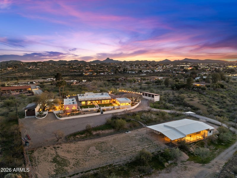 1490 W Camino Dr, Wickenburg, AZ 85390