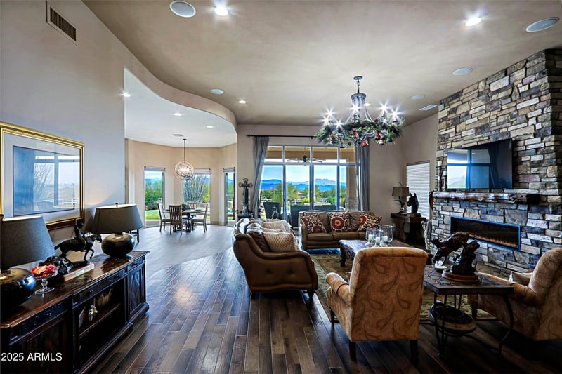 14904 Lowden Ct, Scottsdale, AZ 85262