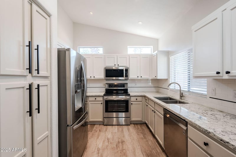 14909 Dovestar Dr, Surprise, AZ 85374