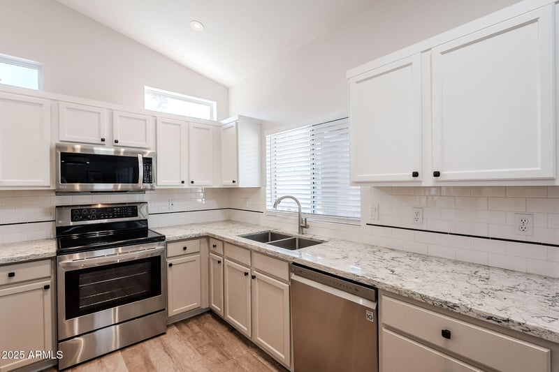 14909 Dovestar Dr, Surprise, AZ 85374