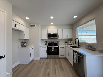 1491 W Mohawk Ln, Phoenix, AZ 85027