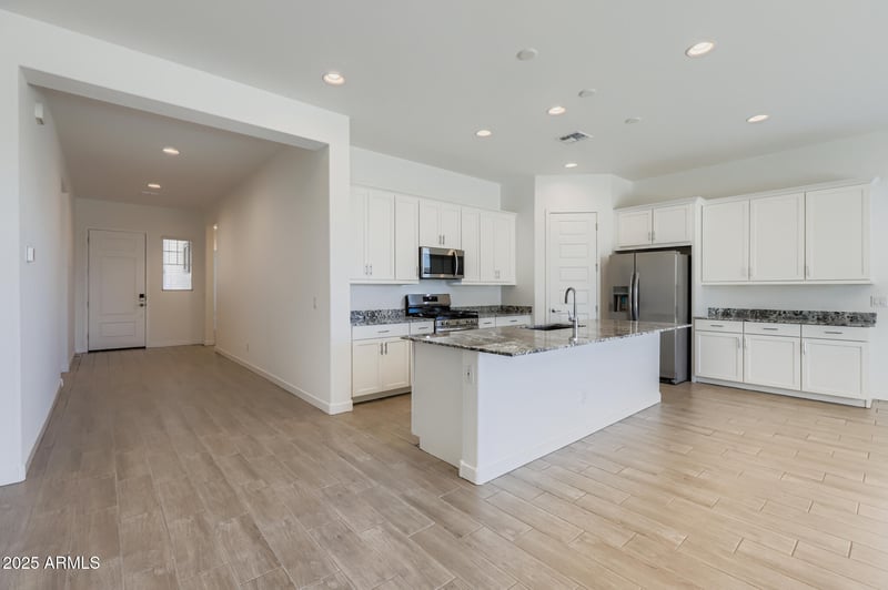 14911 Gray Fox Trl, Surprise, AZ 85387