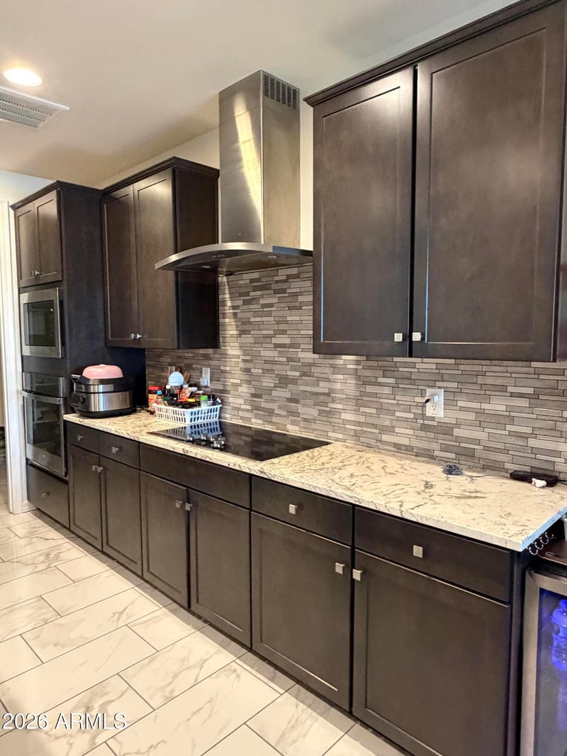 14916 56th Dr, Glendale, AZ 85306