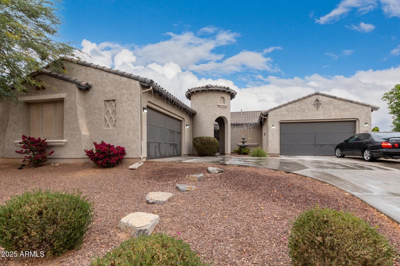 14918 Escondido Dr, Litchfield Park, AZ 85340