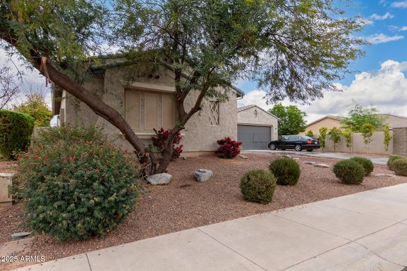 14918 Escondido Dr, Litchfield Park, AZ 85340