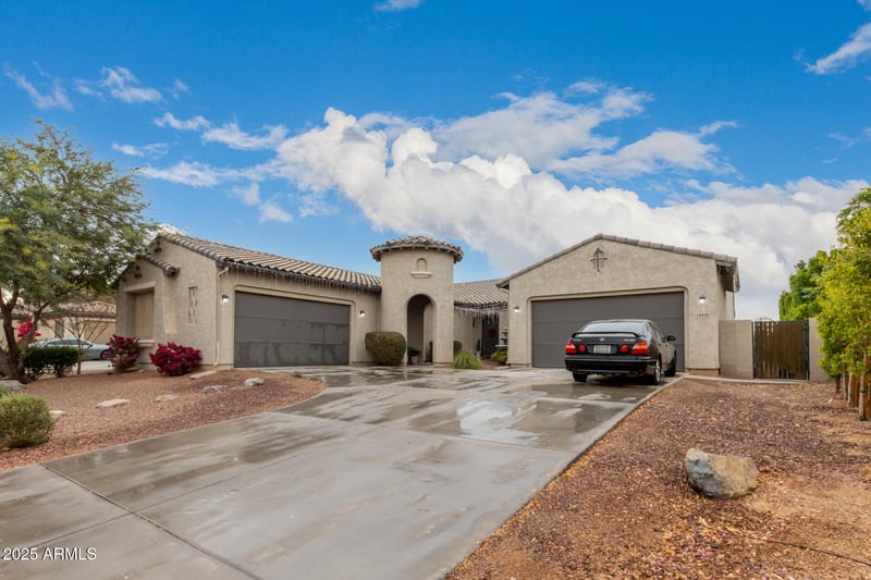14918 Escondido Dr, Litchfield Park, AZ 85340