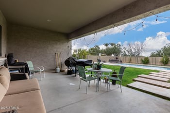 14918 Escondido Dr, Litchfield Park, AZ 85340