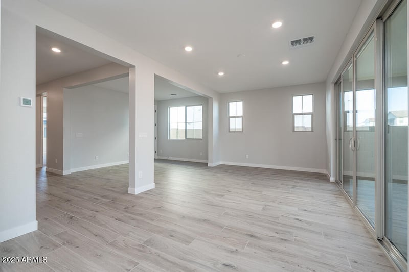 1492 Prescott St, Gilbert, AZ 85298