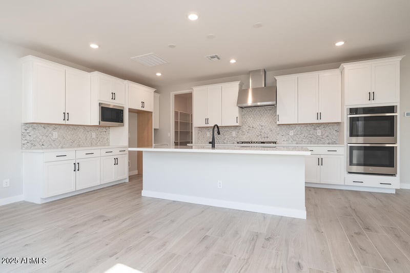 1492 Prescott St, Gilbert, AZ 85298