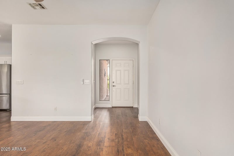 1492 Westchester Dr, Chandler, AZ 85249