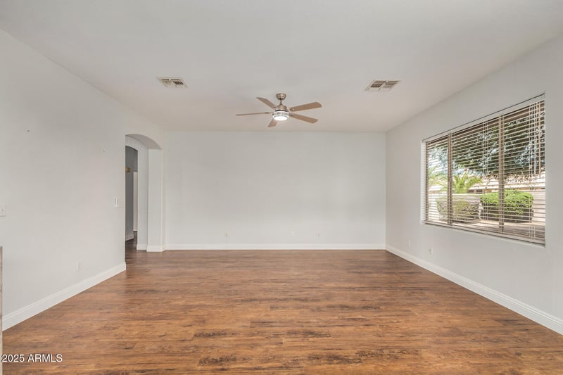 1492 Westchester Dr, Chandler, AZ 85249