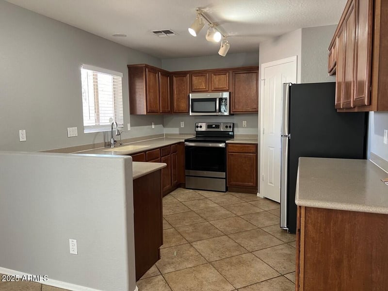 14921 172nd Ln, Surprise, AZ 85388