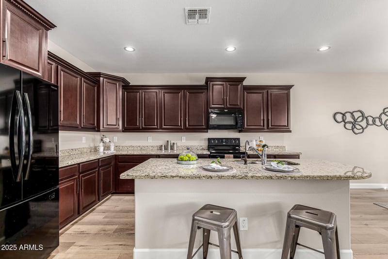 1493 Primavera Way, San Tan Valley, AZ 85140