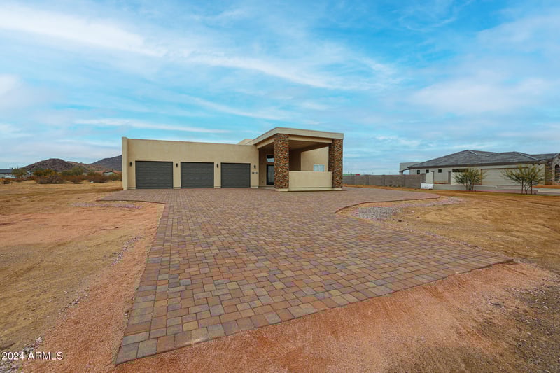 14930 El Cortez Pl, Surprise, AZ 85387