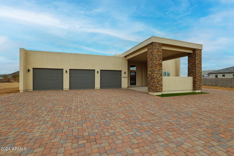 14930 W El Cortez Pl, Surprise, AZ 85387