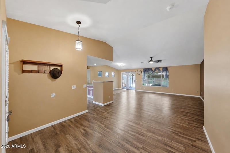 14937 Mauna Loa Ln, Surprise, AZ 85379