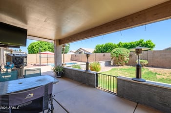 14938 Mauna Loa Ln, Surprise, AZ 85379
