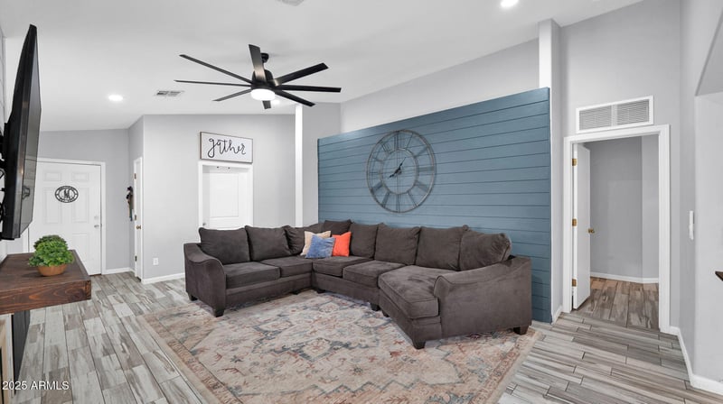 14952 Maui Ln, Surprise, AZ 85379