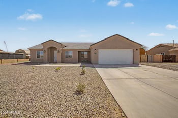 14959 Brook Hollow Rd, Arizona City, AZ 85123