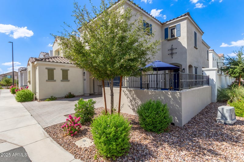 1498 Dublin St, Gilbert, AZ 85295