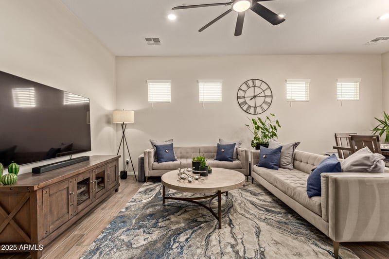 1498 Dublin St, Gilbert, AZ 85295