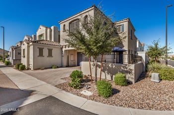 1498 Dublin St, Gilbert, AZ 85295
