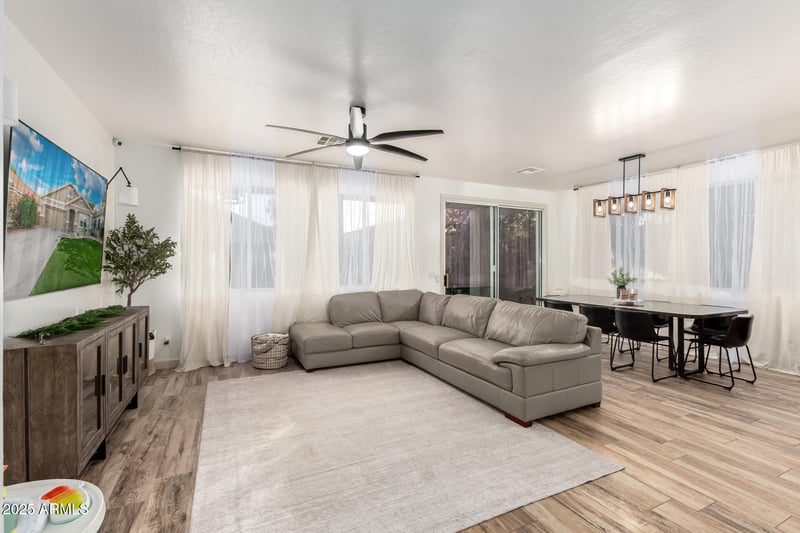 14995 Bloomfield Rd, Surprise, AZ 85379