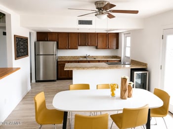 15 Alameda Dr, Tempe, AZ 85282