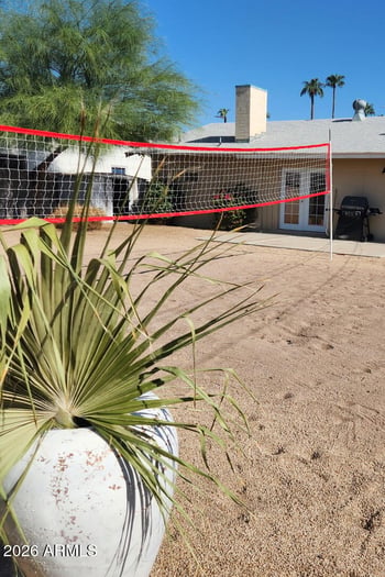 15 Alameda Dr, Tempe, AZ 85282