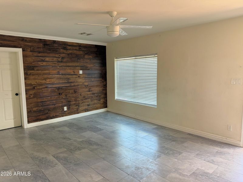 15 E Carol Ave, Phoenix, AZ 85020