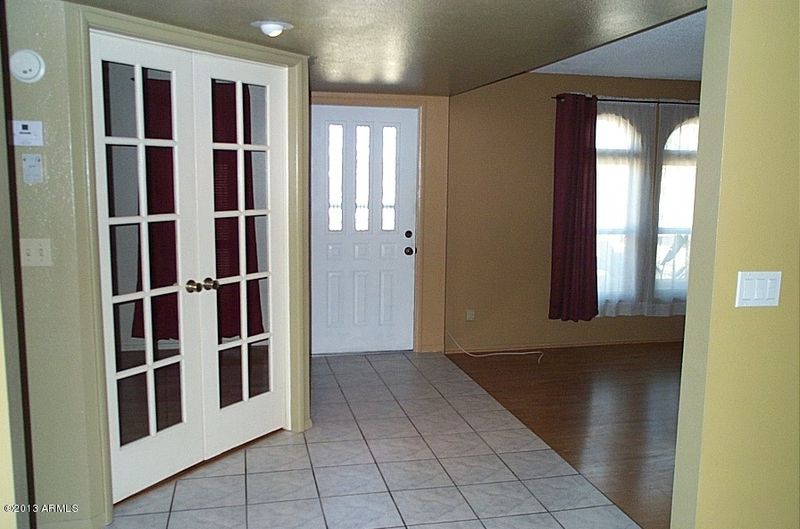 15 E Hampton Ave, Mesa, AZ 85210