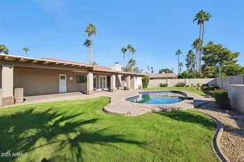 15 Kathleen Rd, Phoenix, AZ 85022